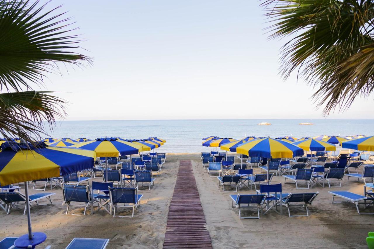 Hotel Giardino Follonica Luaran gambar
